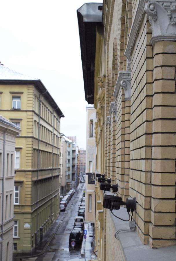 Mikszath Appartement *